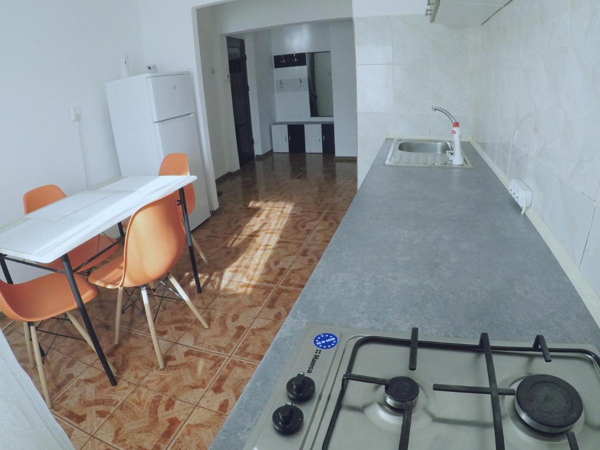 Ama Apartment Mountain View & Parking Брашов Екстер'єр фото
